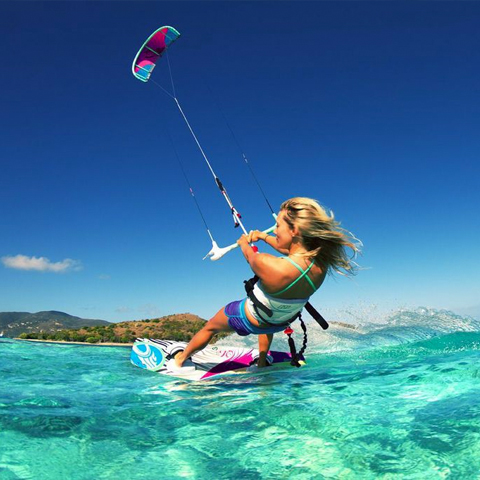 small-kite-surfing